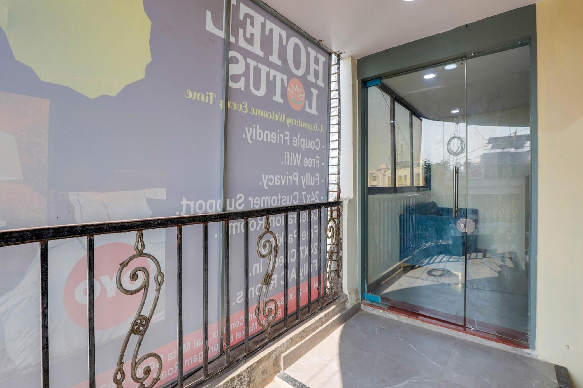 Hotel O Lotus Сурат Екстериор снимка